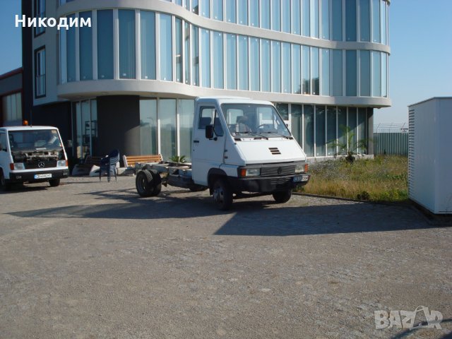 рено в 90, снимка 2 - Бусове и автобуси - 26546409