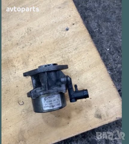 Renault megane 1.9dci 102ks 2000година Вакум помпа