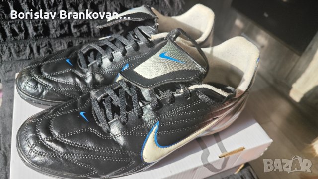 Футболни обувки стоножки Nike,за изкуствена трева, снимка 2 - Футбол - 43165255