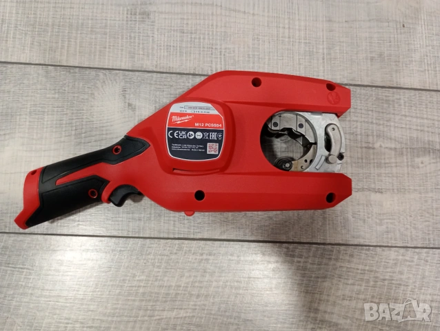 Акумулаторен тръборез от неръждаема стомана Milwaukee M12 PCSS54-0, 12V, Ø54, снимка 6 - Други инструменти - 53391048