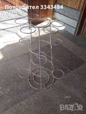 Цветарник, снимка 2 - Саксии и кашпи - 44062750