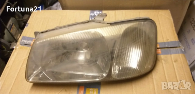 Hyundai Accent - ляв фар