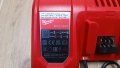 Milwaukee M12-18FC комбинирано зарядно, снимка 3