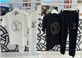 Louis Vuitton Дамски Спортен Комплект С Лого Със Шити Кристали Тениска И Долнище - 2 Цвята Код A510, снимка 1