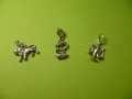 Зодиакални сребърни висулки - лъв, риби и везни, снимка 1 - Колиета, медальони, синджири - 33642050