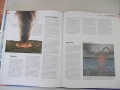 Книга "Земята; Морета, Континенти, Вселена - NGV" - 96 стр., снимка 5