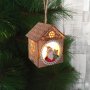3198 Малка дървена светеща къщичка за окачване Дядо Коледа с Мечо
