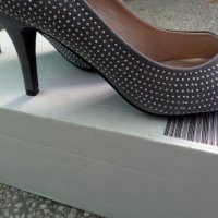 Дамски елегантни обувки Victoria Delеf, нови, с кутия, сиви, снимка 3 - Дамски обувки на ток - 28239342