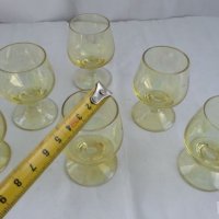 Стъклена гарафа и чашки  цветно стъкло, снимка 4 - Антикварни и старинни предмети - 27162855