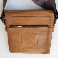 Мъжка  кафява кожена чанта с капак от телешки бокс черно, дъб  и  тик, снимка 3 - Чанти - 38999742
