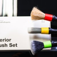 Професионален комплект от три четки за почистване на автомобили - Koch Chemie Interior Brush Set, снимка 1 - Аксесоари и консумативи - 37349363