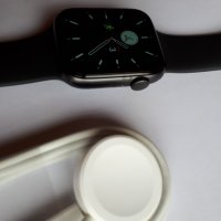 Apple Watch 6 44 mm GPS, снимка 4 - Смарт часовници - 38887590
