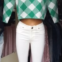 Топла блуза в бяло-зелено каре, снимка 3 - Блузи с дълъг ръкав и пуловери - 43601411