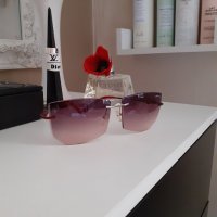 Слънчеви очила 🐝 Louis Vuitton, снимка 3 - Слънчеви и диоптрични очила - 28529289