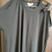 черна блуза с интересно рамо  , снимка 2 - Тениски - 40626928