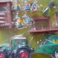 Ферма с работници,трактор, градина,кула, снимка 5 - Играчки за стая - 38707007