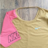 Nike - страхотна дамска тениска, снимка 2 - Тениски - 33634441