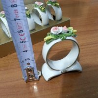 Порцеланови салфетници рингове халки пръстени за салфетки , снимка 2 - Антикварни и старинни предмети - 37693390