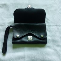 Черна-мъжка-ръчна чантичка, снимка 3 - Чанти - 37228341