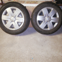 Зимни гуми със стоманени джанти , снимка 1 - Гуми и джанти - 36531505