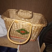 Плетена кошница супер здрава и Нова тоест идеално състояние, снимка 2 - Бидони, бурета и бъчви - 44118410