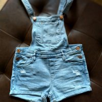 Детски къси панталонки гащеризон H&M 146 см, снимка 1 - Детски къси панталони - 40777570