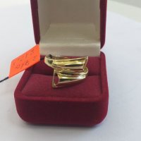 Нов Златен пръстен -2.71гр/14кр, снимка 4 - Пръстени - 32717280