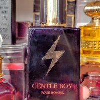 Арабски парфюм с мъжки аромат за Вас мойте клиенти на неразумно ниска цена!, снимка 1 - Мъжки парфюми - 43788518