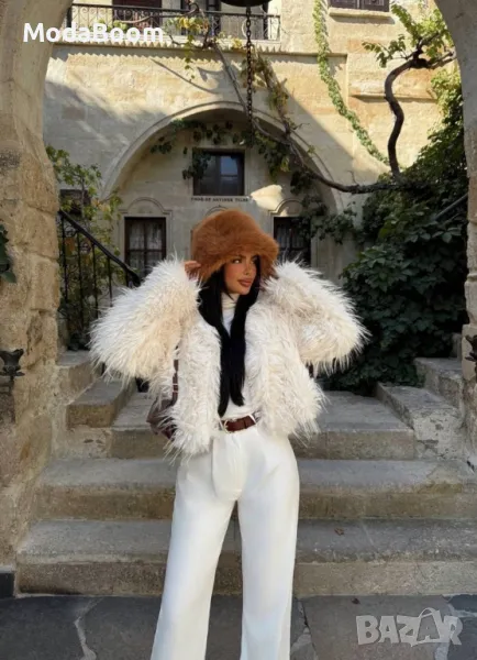 Кафява дамска зимна шапка , снимка 1