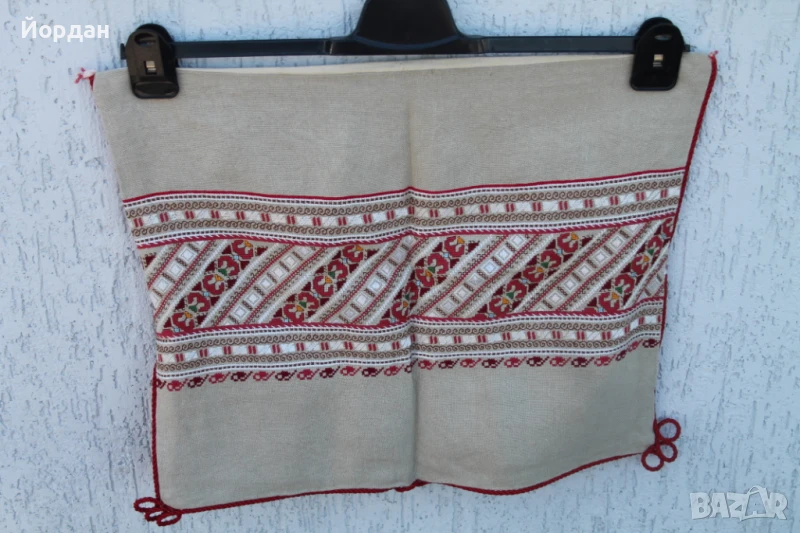 Възглавница с бродерия на ленена панама, снимка 1