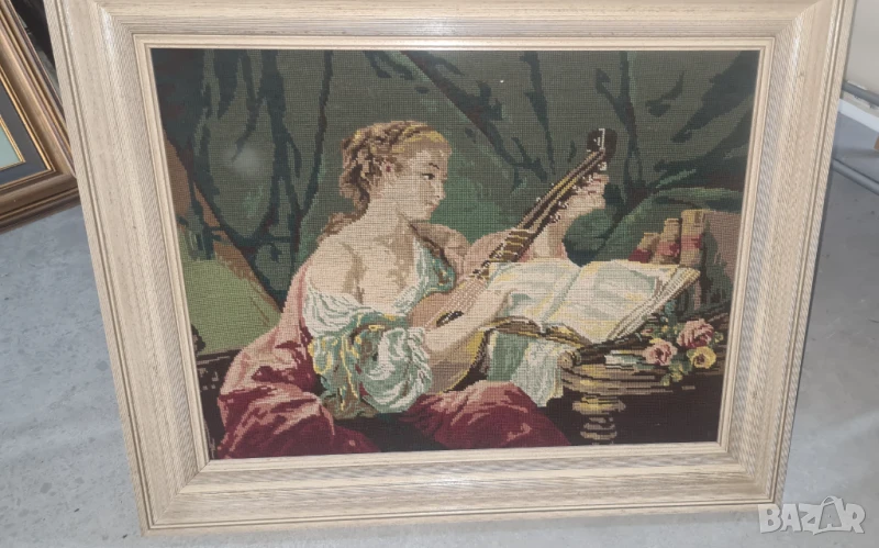 гоблен с класическа сцена – жена с лютня и книга, снимка 1