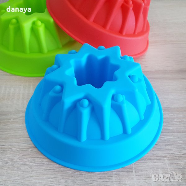 852 Силиконова форма за кекс Звезда 22см, снимка 1