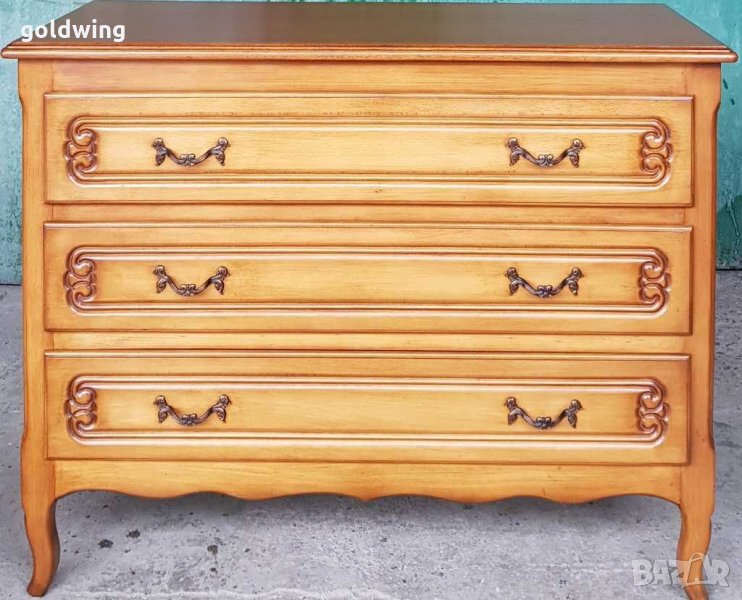 Продавам шкаф стил Луи 14-ти с три чекмеджетата , снимка 1