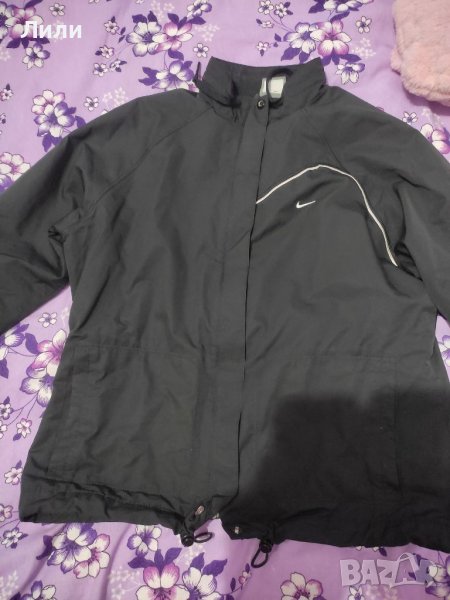 Оригинално яке/горнище Nike+ подарък къси панталони Nike, снимка 1