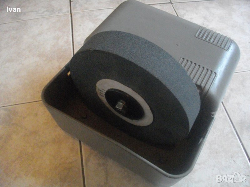 Нов ф200мм-Профи-Made in ITALY-Водно Шлайфане/Заточване-Шмиргел-160 об/мин-Бавна Скорост-190 Вата, снимка 1