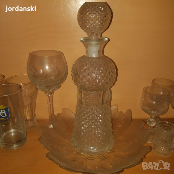 Стара стъклена гарафа-за ракия и вино, снимка 1
