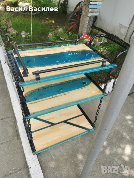 помощна масичка от епоксидна смола и масив, снимка 1