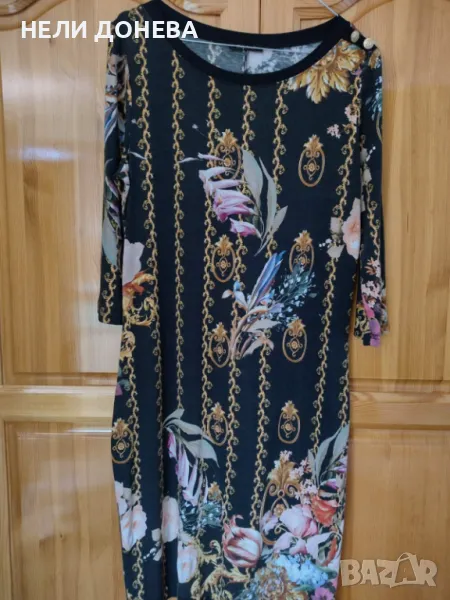 Рокля на Daphne с уникален принт и декорирани копчета!, снимка 1