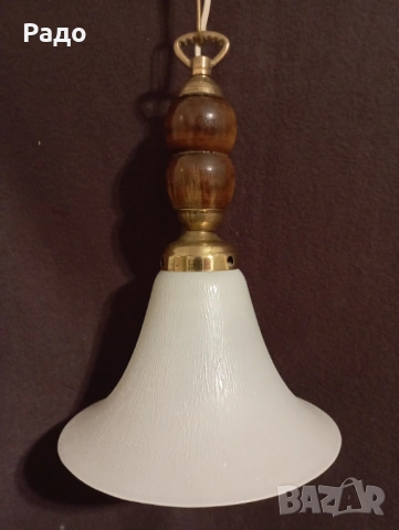Красив полилей с бял стъклен абажур, снимка 2 - Полилеи - 53129878