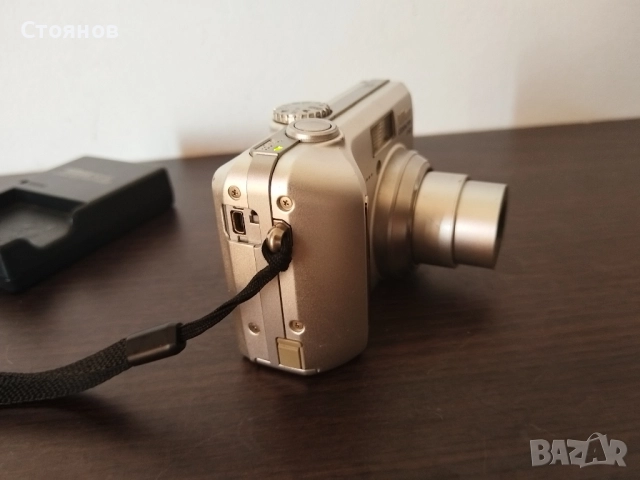 Nikon Coolpix P2 5.1MP Japan, снимка 7 - Фотоапарати - 45481242