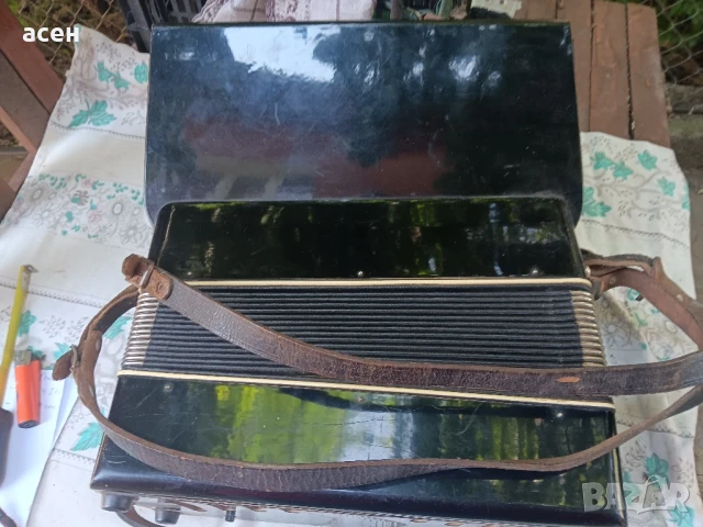 акордеон малък, снимка 5 - Антикварни и старинни предмети - 50660807