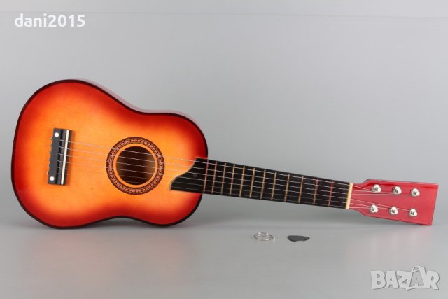 Дървена китара - 64 см., снимка 1 - Музикални играчки - 43233373