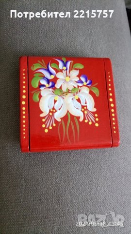 Украински сувенир, огледалце за  дамска чанта. 