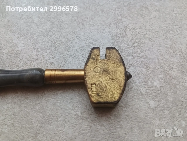 Елмаз с диамант USSR ( СССР диамантен елмаз рязане стъкло), снимка 2 - Диамантени и режещи инструменти - 52203651