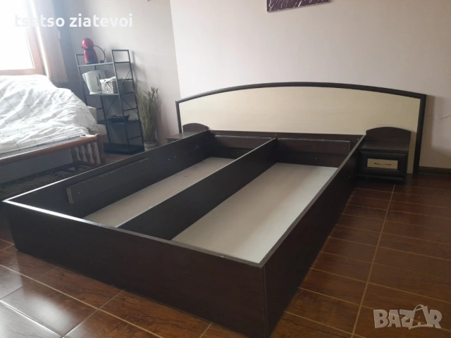 Продавам 7 броя употребявани спални.