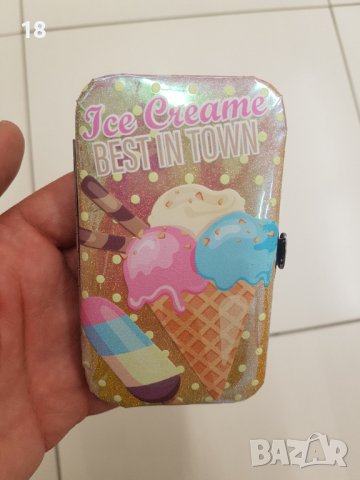 Комплект за маникюр, снимка 2 - Продукти за маникюр - 40474861