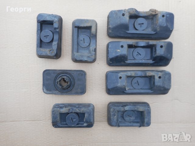 Тапи за крик от Мерцедес, снимка 2 - Части - 27459377