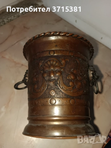 Медна кашпа. , снимка 3 - Антикварни и старинни предмети - 52907746