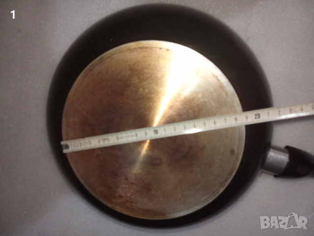 Алуминиев емайлиран тиган , снимка 7 - Съдове за готвене - 52443565