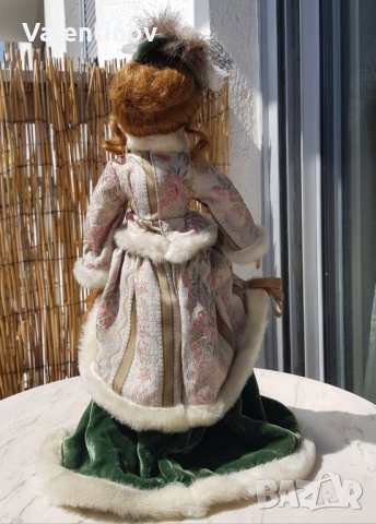 Порцеланова кукла със стойка , снимка 5 - Кукли - 43422712